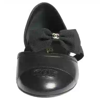 CHANEL 25B Mary Jane Flats Black