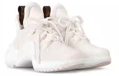 LOUIS VUITTON Archlight 1.0 5cm