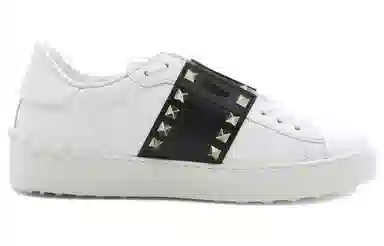 Valentino Open Garavani Rockstud White