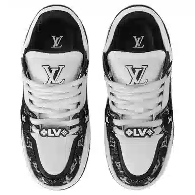LOUIS VUITTON Trainer Maxi Black White