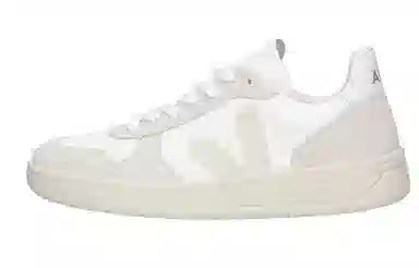 VEJA V-10 White