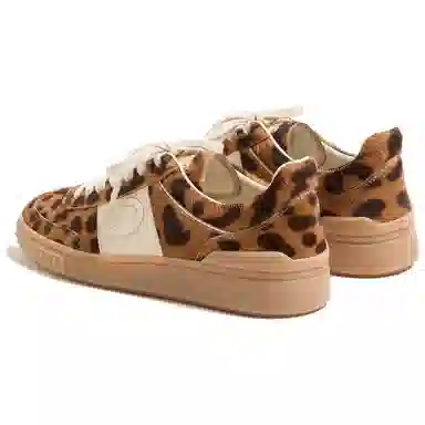 Valentino UPVILLAGE Garavani