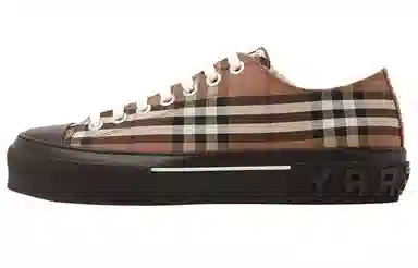 Burberry Vintage Low Top Sneakers Brown