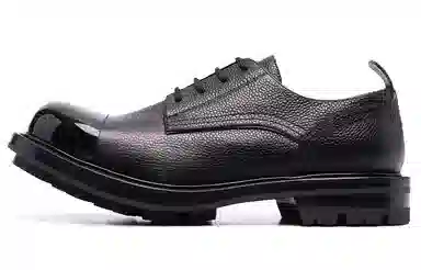 Alexander McQueen Wander Lace-Up Sneakers Black