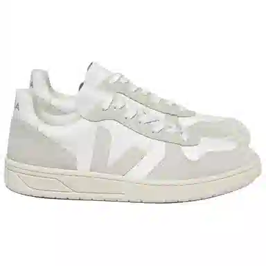VEJA V-10 White