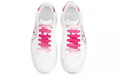 LOUIS VUITTON Time Out