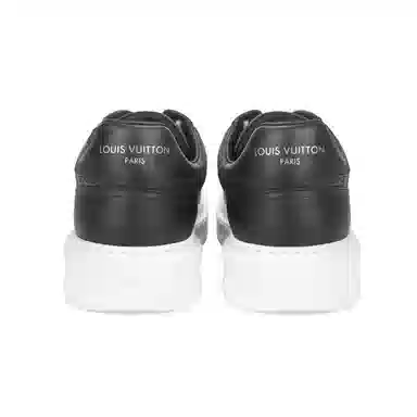 LOUIS VUITTON Beverly Hills