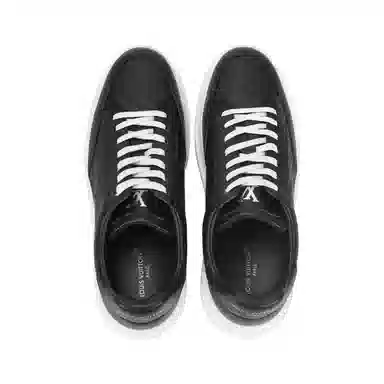 LOUIS VUITTON Beverly Hills