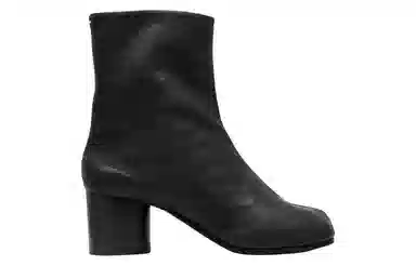 Maison Margiela Tabi Black