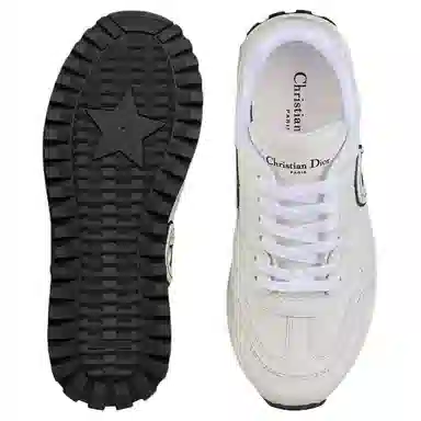 Dior C'est Dior White