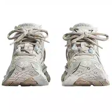 Balenciaga Runner Beige