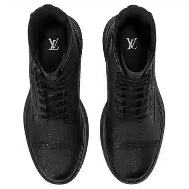 LOUIS VUITTON Bastille