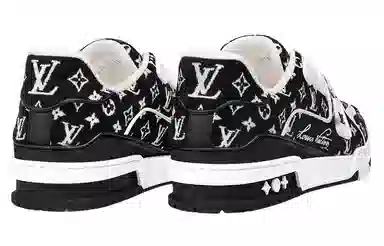 Louis Vuitton Trainer Low Black White