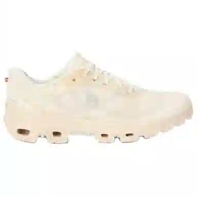 On x LOEWE Cloudventure 2.0