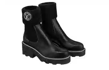 LOUIS VUITTON Beaubourg