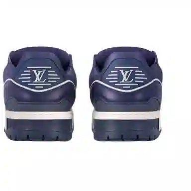 LOUIS VUITTON Trainer Maxi LOVE