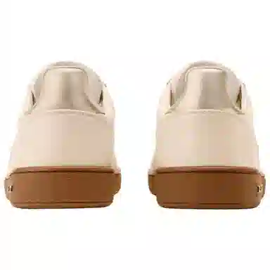 LOUIS VUITTON Frontrow