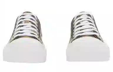 Burberry Low-Top Sneakers Grey
