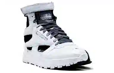 Reebok x Maison Margiela Tabi