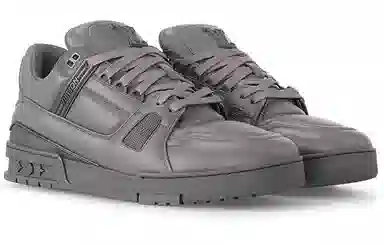 Louis Vuitton Trainer Low Black