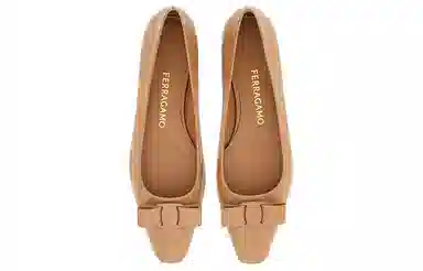 FERRAGAMO Vara