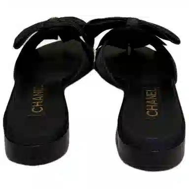 CHANEL 24a Bow Toe Sandals Black