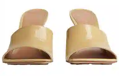 Bottega Veneta Stretch Leather Sandals Beige