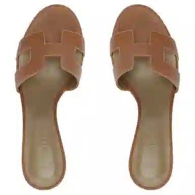 Hermes Oasis Brown