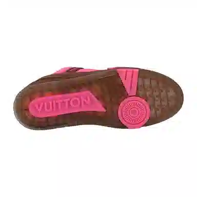 LOUIS VUITTON Trainer logo