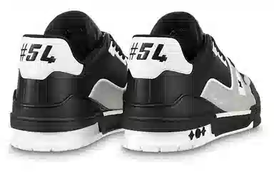 LOUIS VUITTON Trainer Black