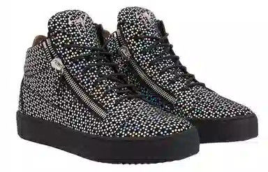 giuseppe zanottiGZ Kriss