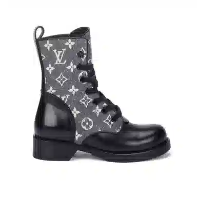 LOUIS VUITTON Metropolis