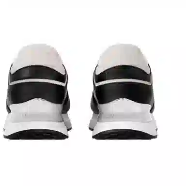 LOUIS VUITTON Neo Run Away