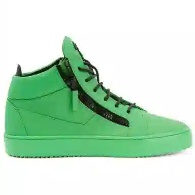 giuseppe zanottiGZ Kriss