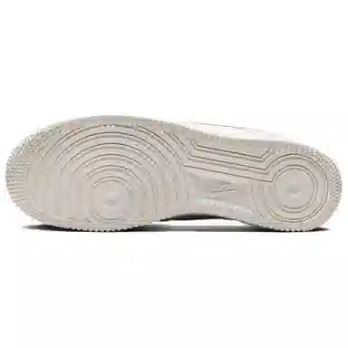 Nike Air Force 1 '07 ESS TRK3