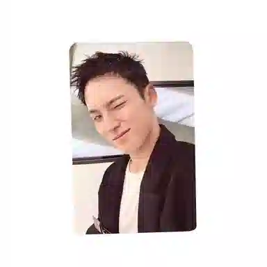 HYBE Seventeen 4.29 17 is right here random photo card