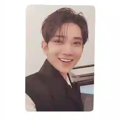 HYBE Seventeen 4.29 17 is right here random photo card