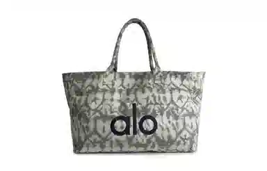 alo yoga Denim Star Tote Bag