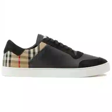 Burberry Round Toe Low Lace-Up Sneakers Black