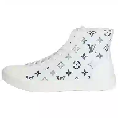 LOUIS VUITTON Tattoo