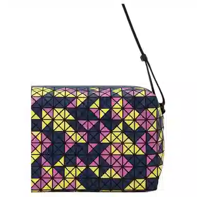 ISSEY MIYAKE Saddle Logo