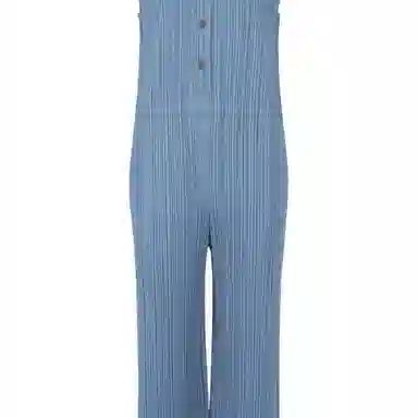 PLEATS PLEASE ISSEY MIYAKE