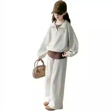 MUMUWU HOUSE 2025polo