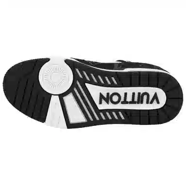 Louis Vuitton Trainer White Black