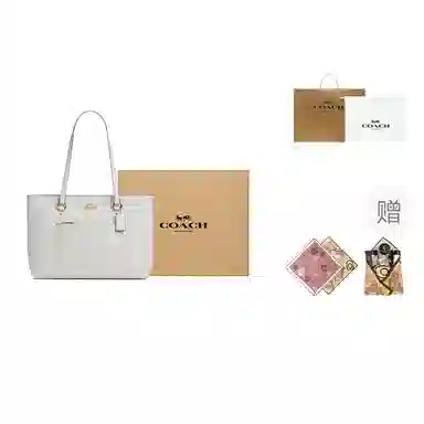 COACH Station 35 Logo Tote