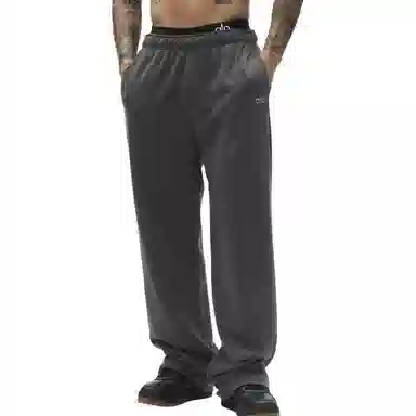 Alo Yoga JISOO Series