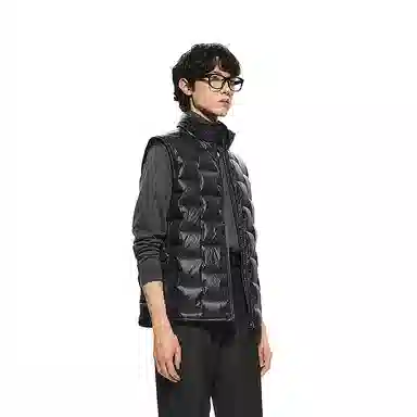 速写 纯色休闲日常简约面包马甲 男款 本黑