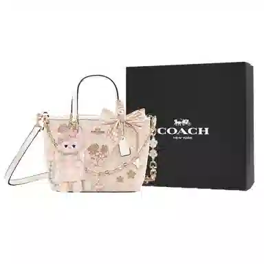 COACH City 15