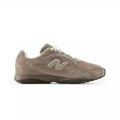 New Balance 204L Light Brown