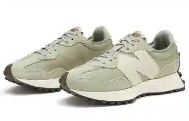 New Balance 327 Light Green